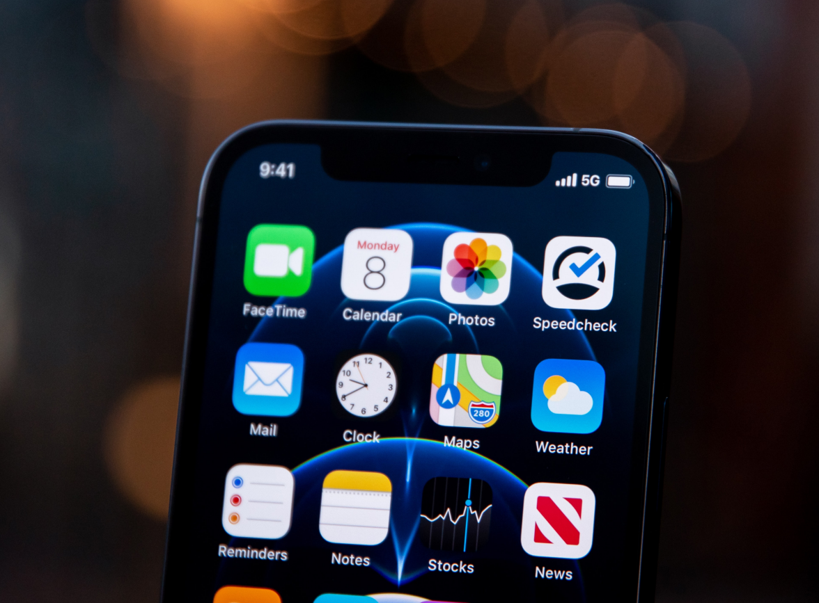 岑巩苹果手机维修分享为什么 iPhone 12 在冬季会自动关机 